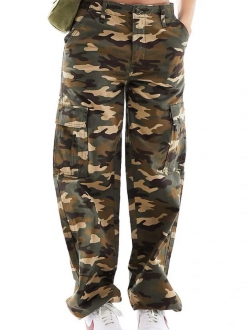 Levi’s ’94 Baggy Camo Cargo Pants Size 26 | New Without Tags